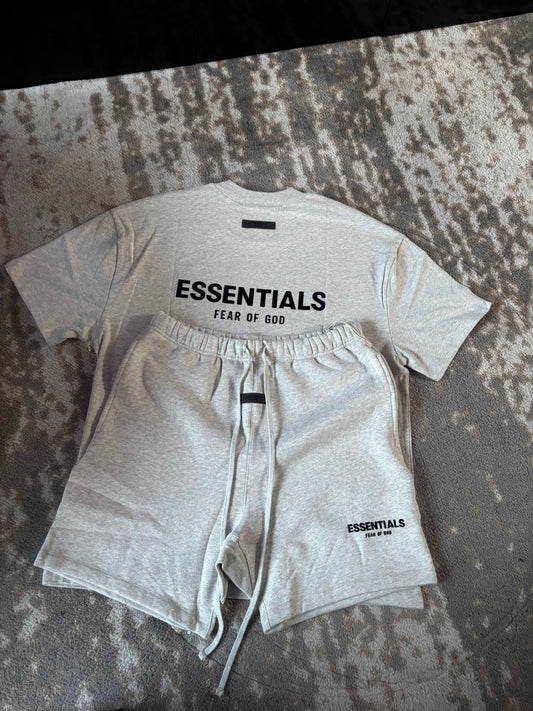 Essentials ‘Light Oats’ Full Short Set